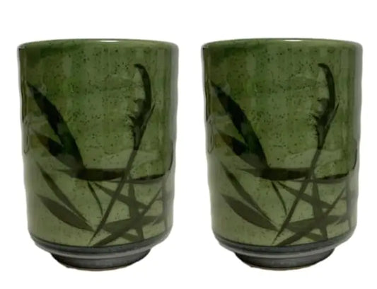 j-pure hitomi Japanese Traditional Ceramic Yunomi Tea cup Set H4.0 x3.11 Inches in diameter 10.8 Fluid Ounces Mino Ware Reed Motif Design Mashiko for Hot Green Tea Set of 2 from Japan (Green)