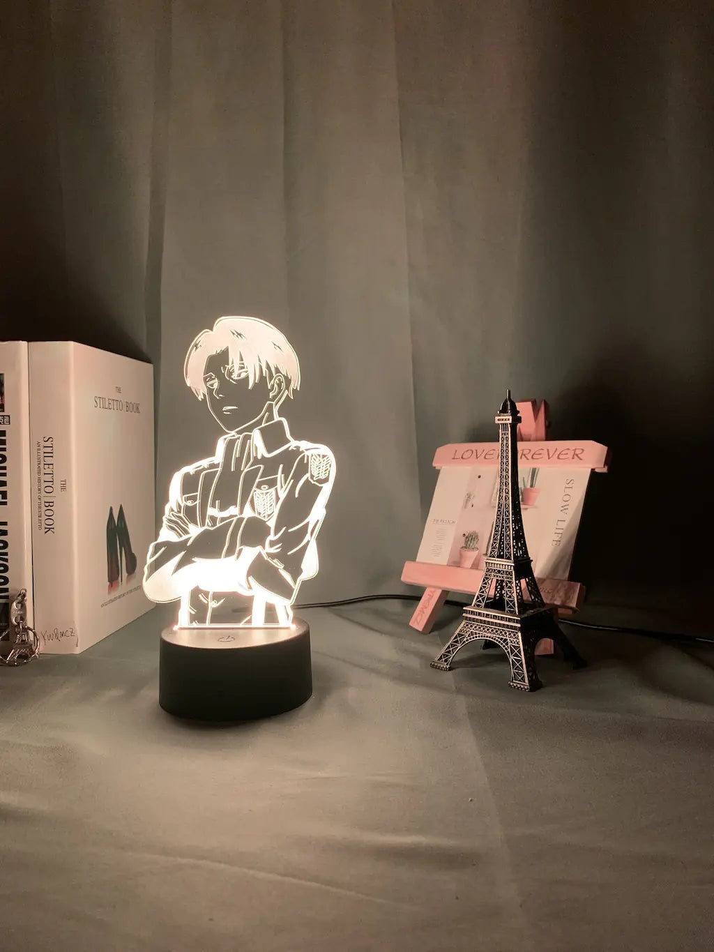 Customized LED Touch Lamp - Attack on Titan Design