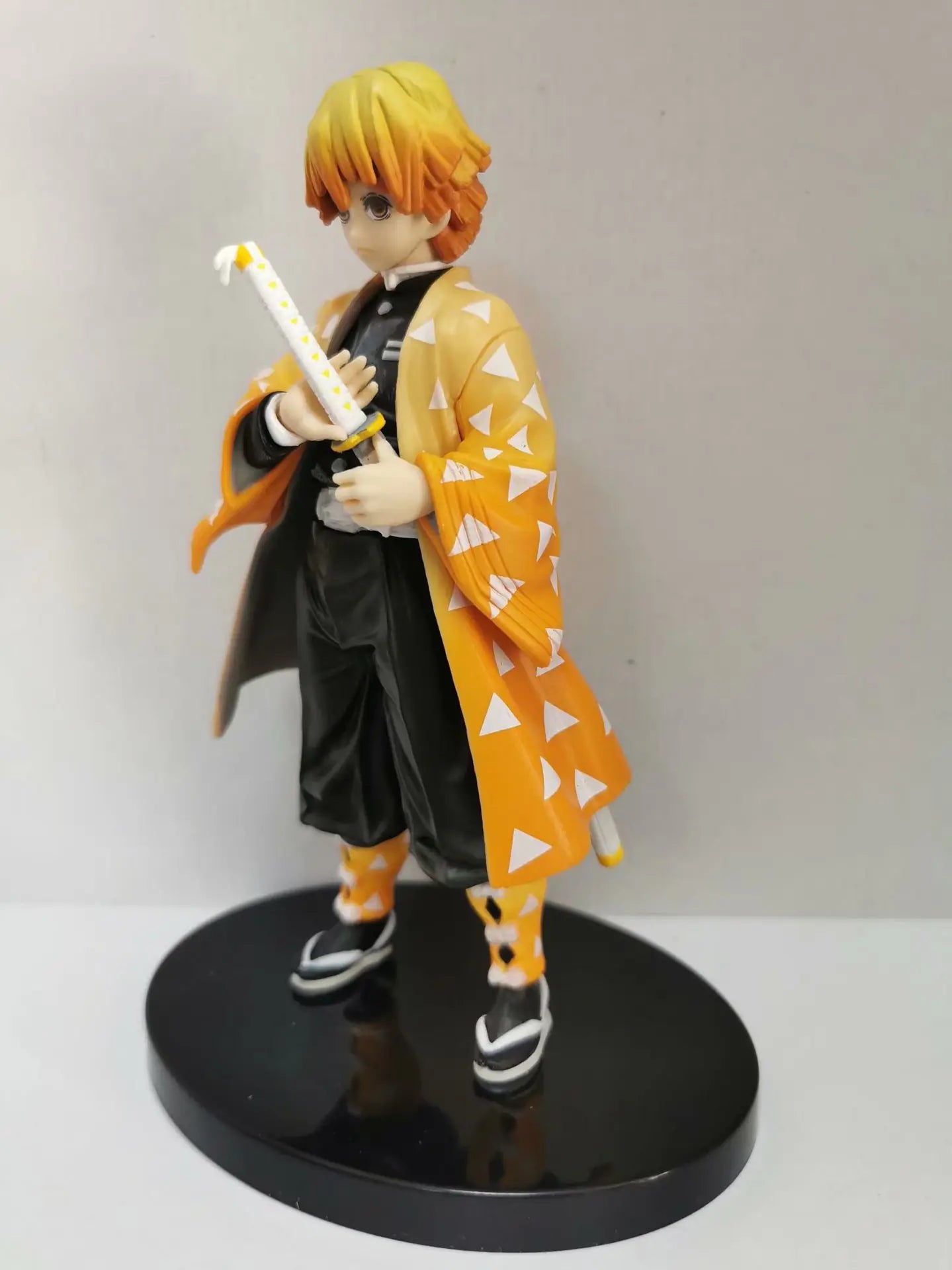 Demon Slayer Zenitsu Agatsuma Figure Model Toy