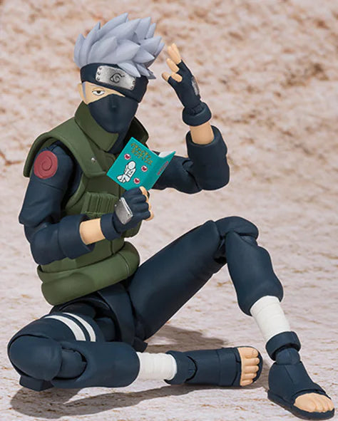 S.H.Figuarts HATAKE KAKASHI Anime Figurine Display Piece