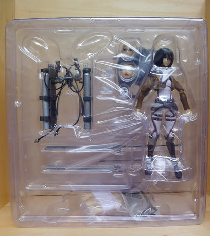 Attack on Titan: Eren Yeager Anime Figurine Display, Collectible Figurine Decor