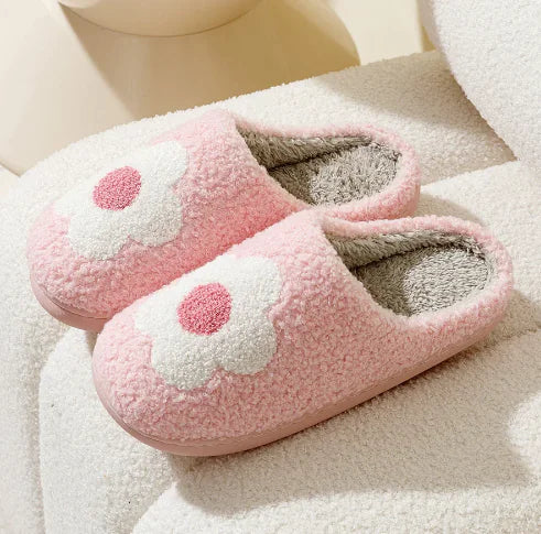 SUKI Flower Slippers Thick Sole Winter Cotton Shoes (One Pair)