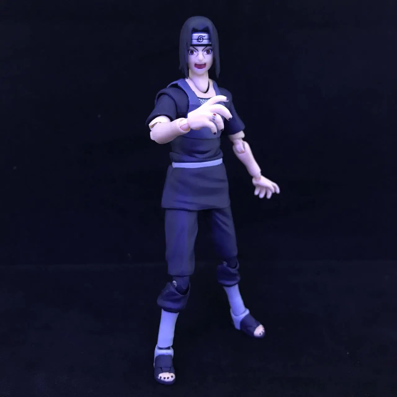 Naruto SHF Model Uchiha Itachi Action Anime Figurine Display